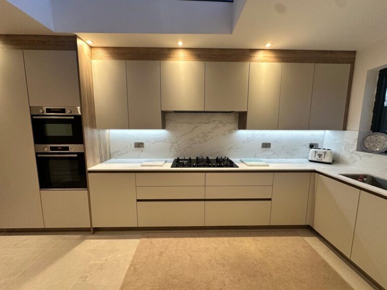 Gorgeous L-Shaped Kitchen in Earthy Elegance