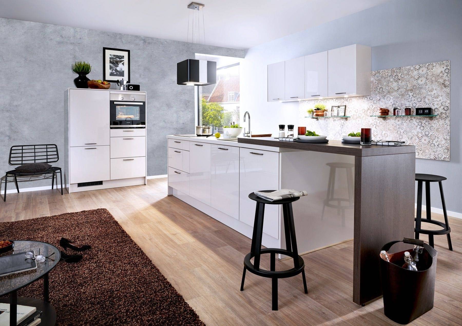 White Gloss Kitchen With Island | Swans of Gravesend, Kent