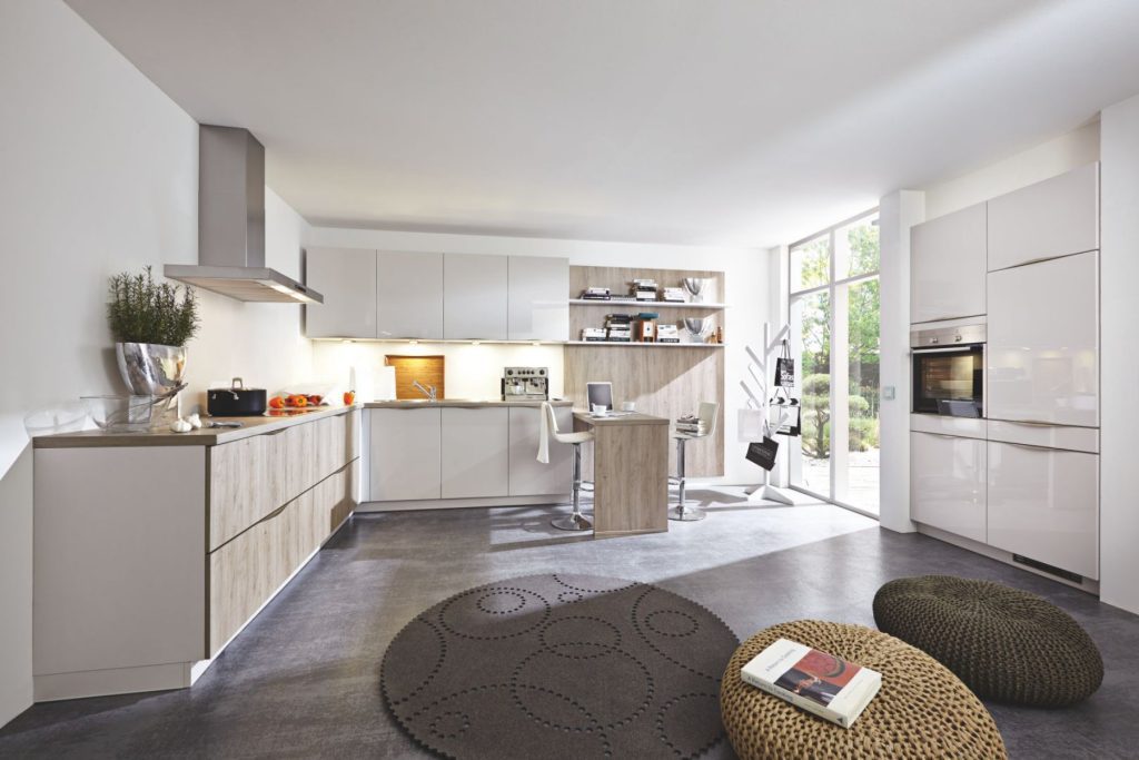 Bauformat White Gloss U Shaped Kitchen | Torben Schmid Kitchens, Truro