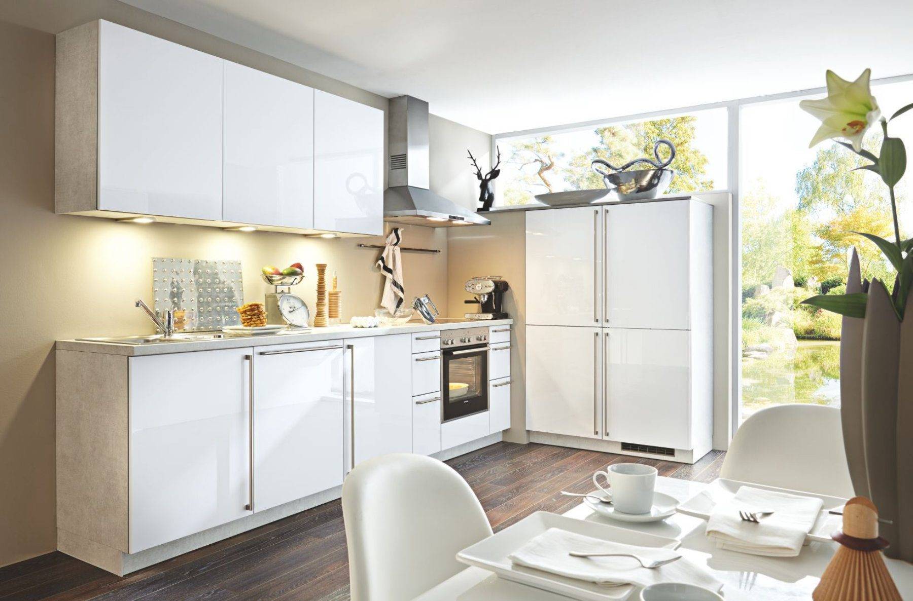 Bauformat White Gloss Compact L Shaped Kitchen 1 | Torben Schmid Kitchens, Truro