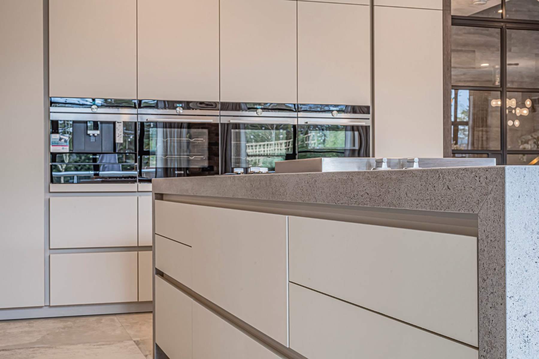587940 23 | Such Designs, London