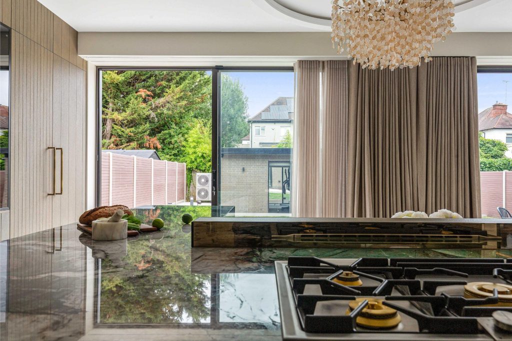 842A1540 | Such Designs, London