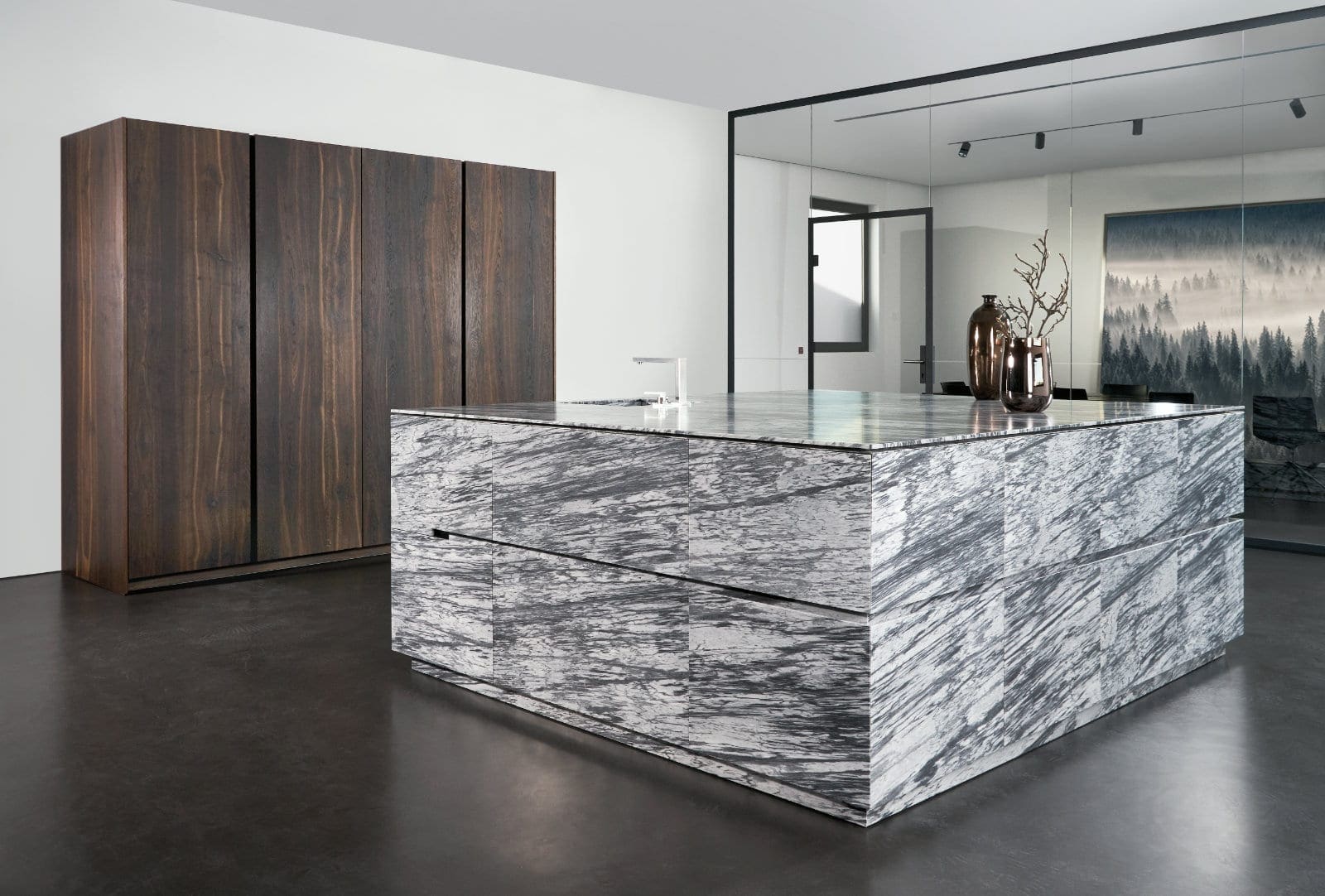 Ceramic & Stone Kitchens