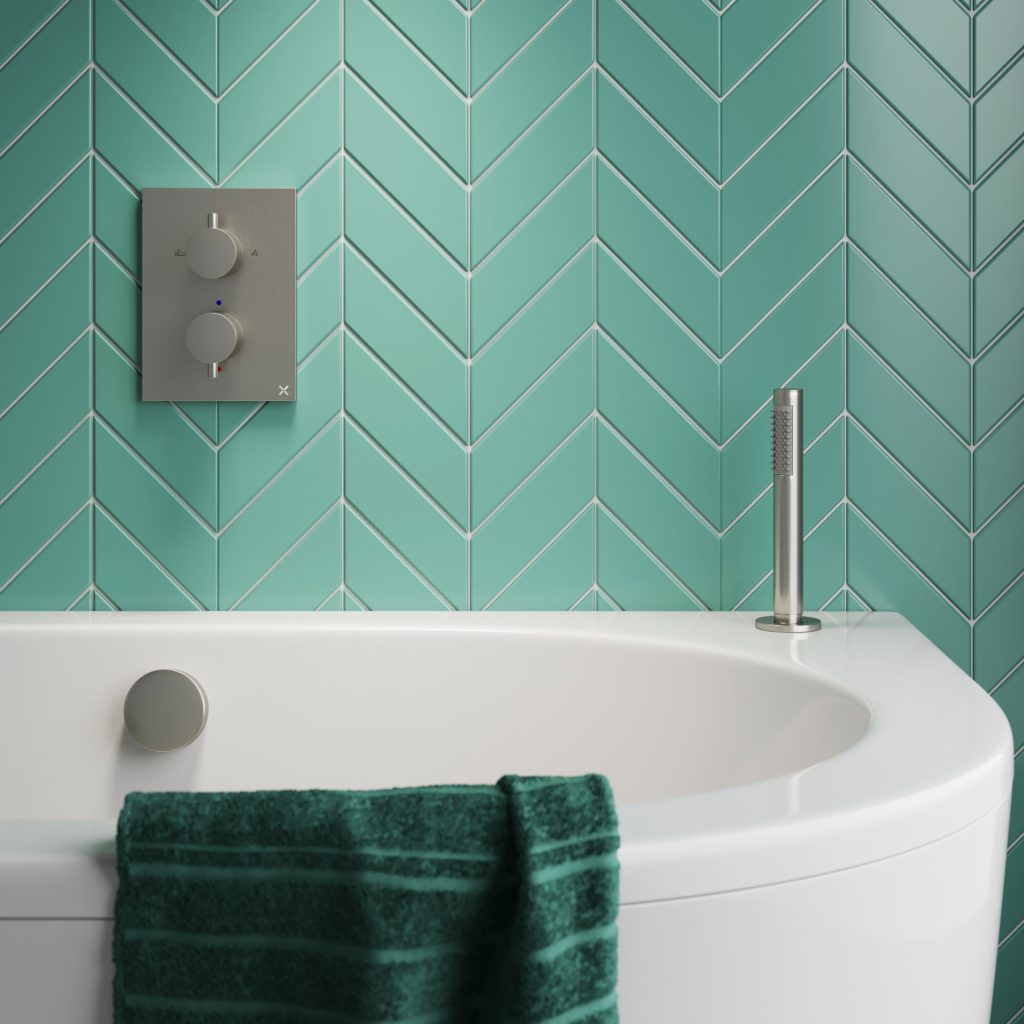Mpro Steel Bath Lifestyle | Cambridgeshire Bathrooms, Cambridge