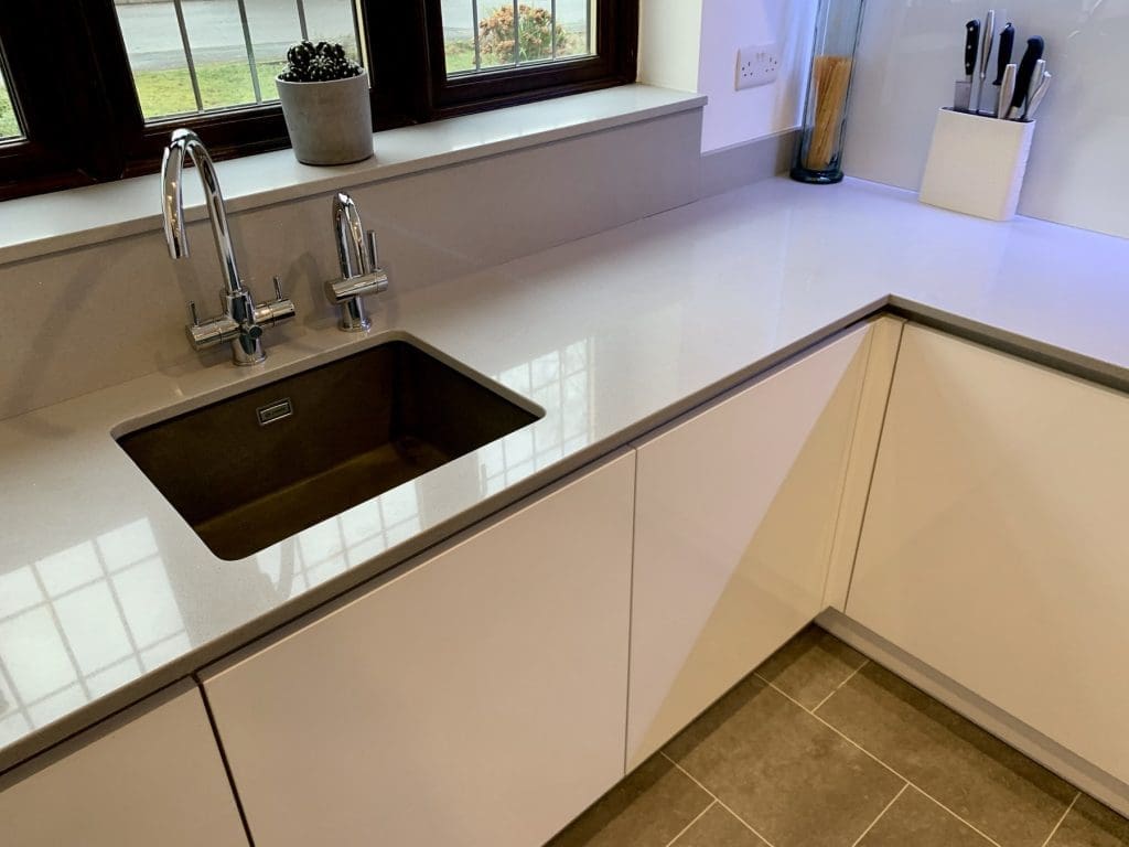 Gloos White True Handleless Kitchen Crowthorne Berkshire 12 | Utopia Kitchens, Crowthorne