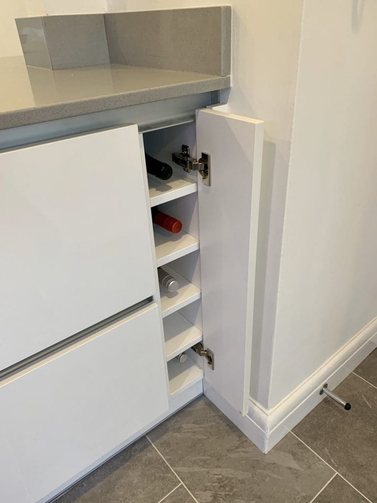 Gloos White True Handleless Kitchen Crowthorne Berkshire 5 | Utopia Kitchens, Crowthorne