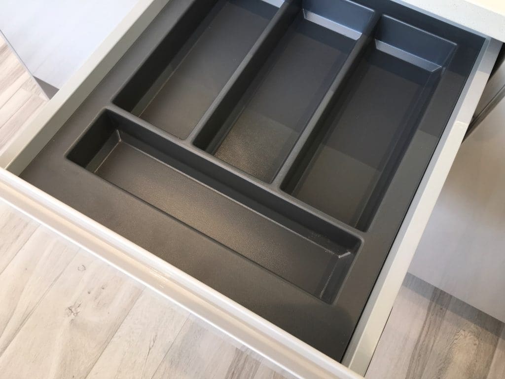 Rivers 12 Goring 02 | Utopia Kitchens, Crowthorne