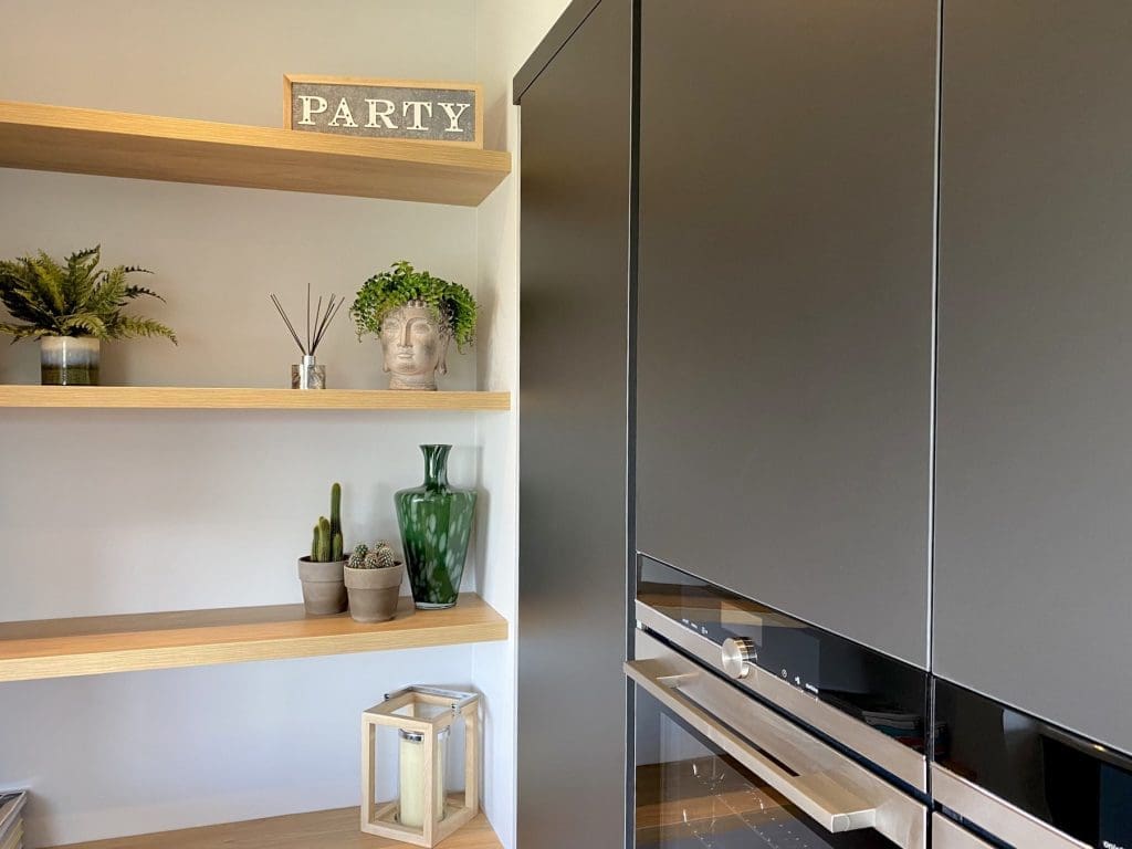 A stunning true handleless kitchen in Guildford 12 | Utopia Kitchens | Crowthorne