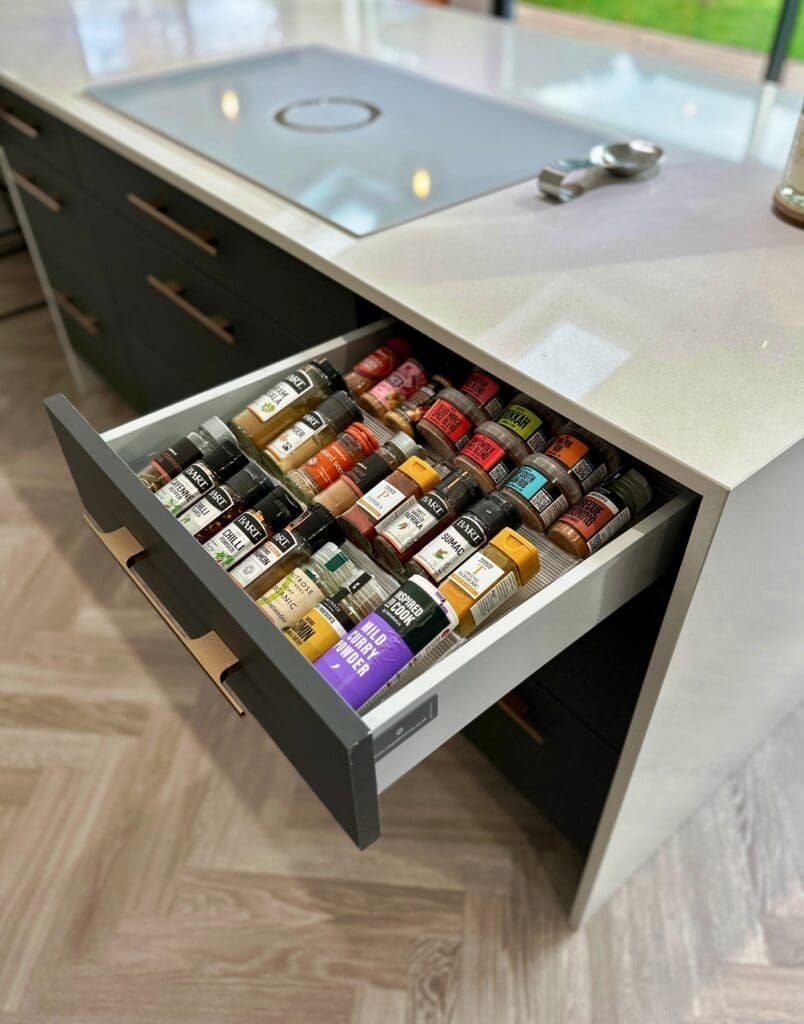 ud3258 image 9 | Utopia Kitchens | Crowthorne