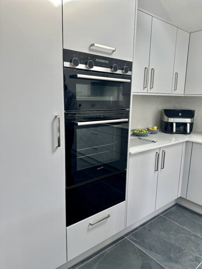 ud3313 image 9 | Utopia Kitchens | Crowthorne