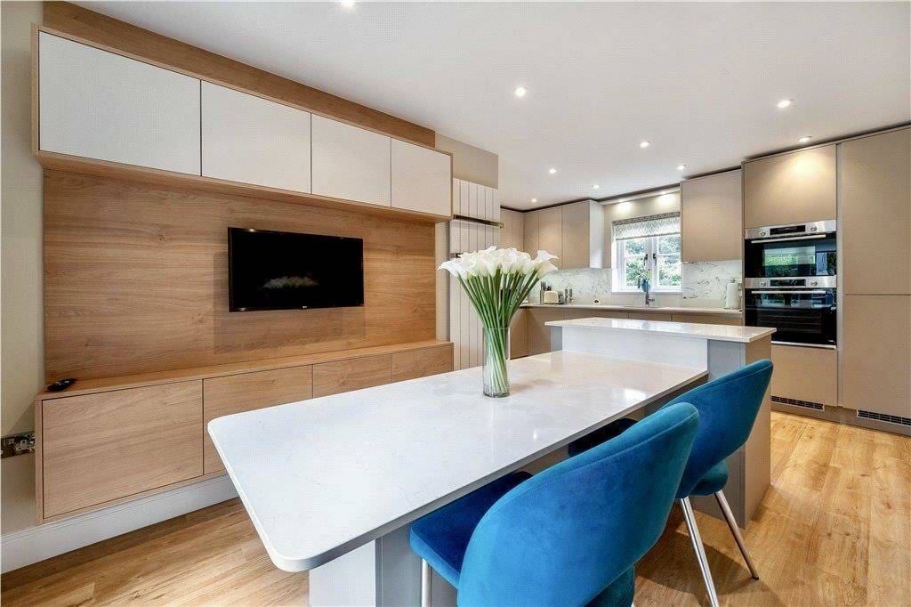 Ud2673 Worthington Fb 8 | Utopia Kitchens, Crowthorne
