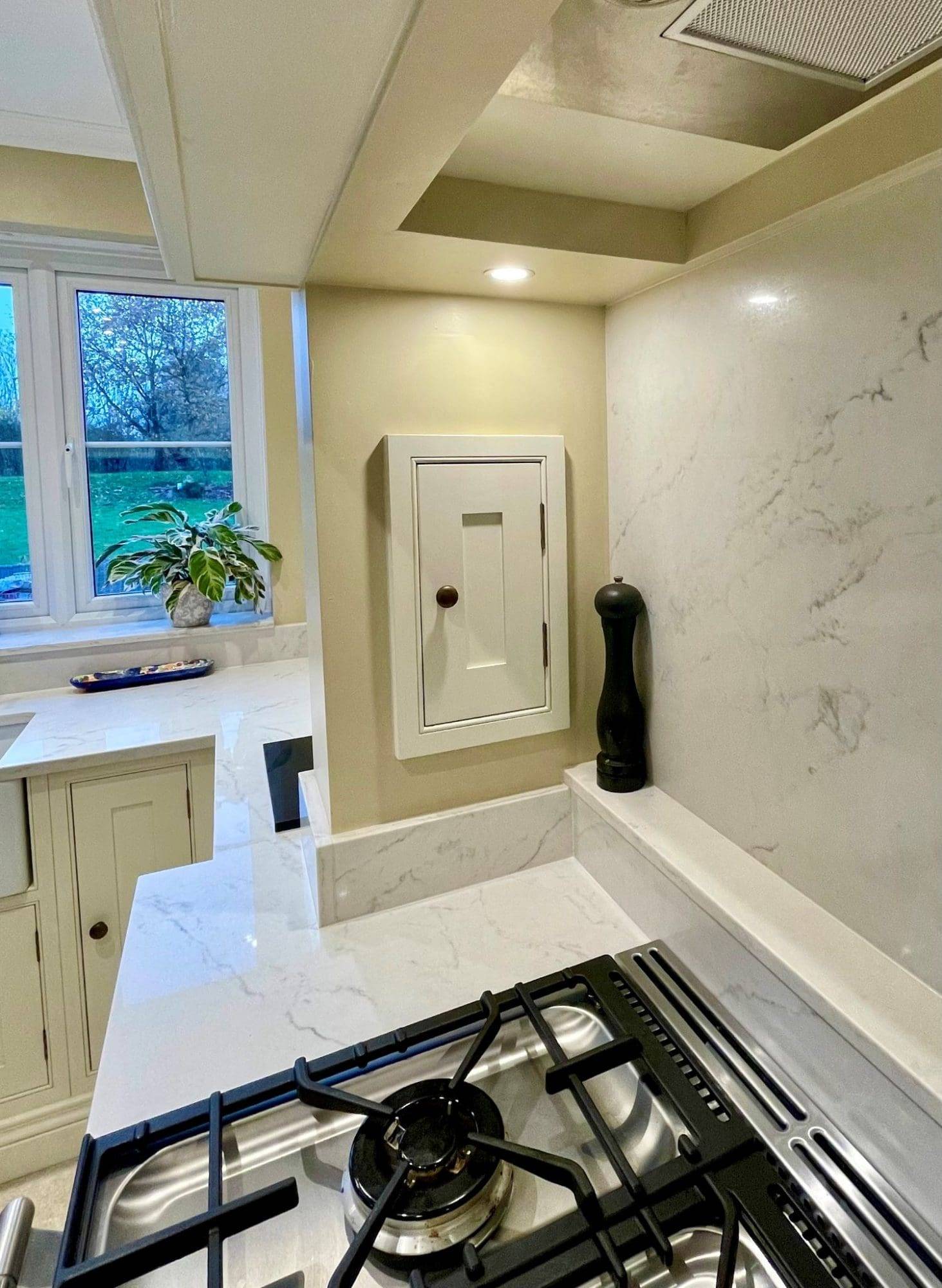 Ud2673 Worthington Fb 11 | Utopia Kitchens, Crowthorne