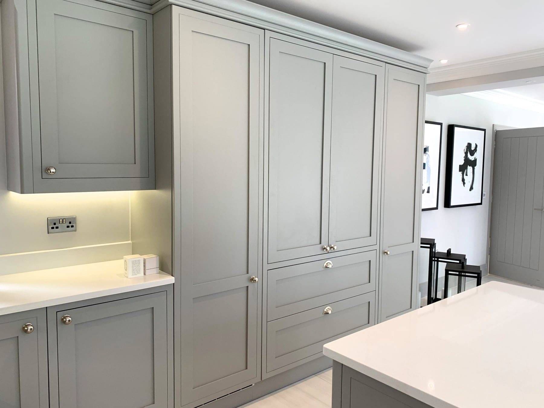 Feature Packed Contemporary Kitchen Egger Monochrome 1379 | Utopia Kitchens, Crowthorne