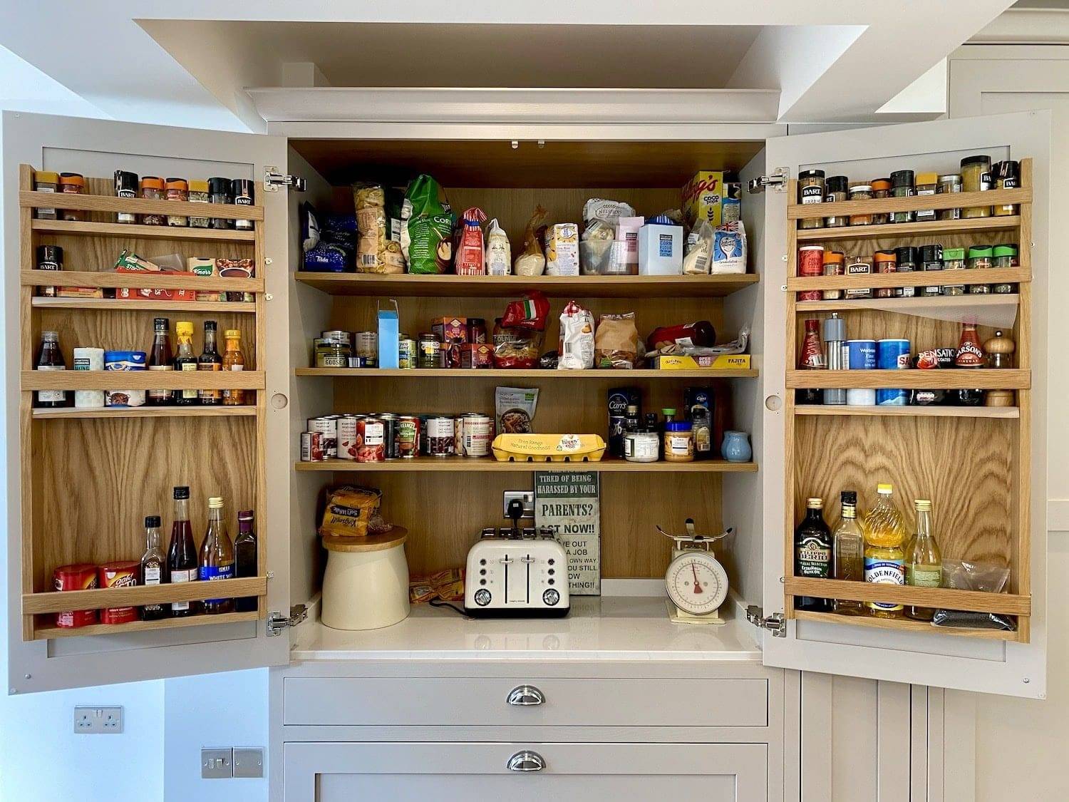 Crowthorne In Frame Kitchen July 2020 13 | Utopia Kitchens, Crowthorne