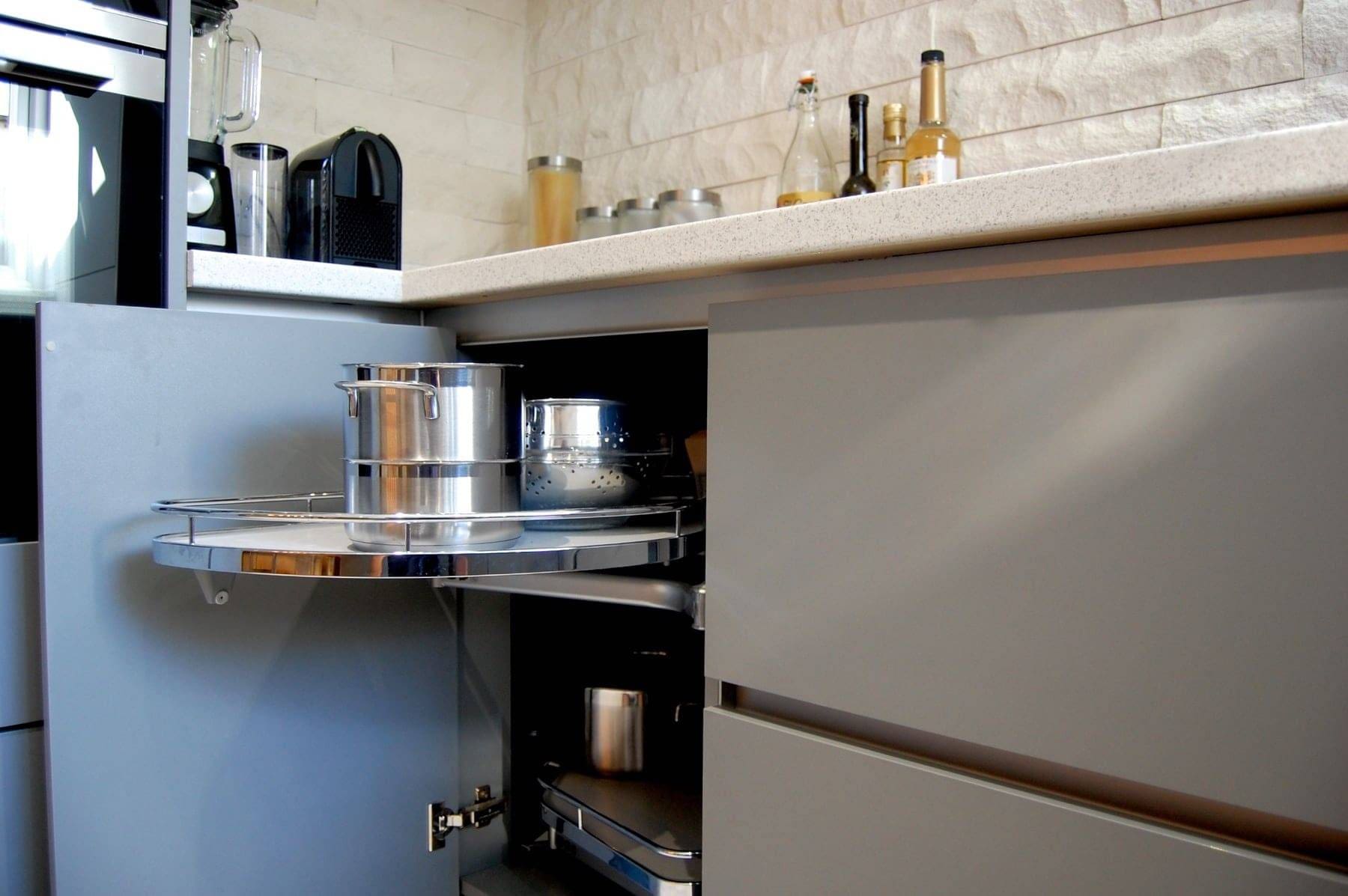 True Handless Kitchen Sunbury 763 | Utopia Kitchens, Crowthorne