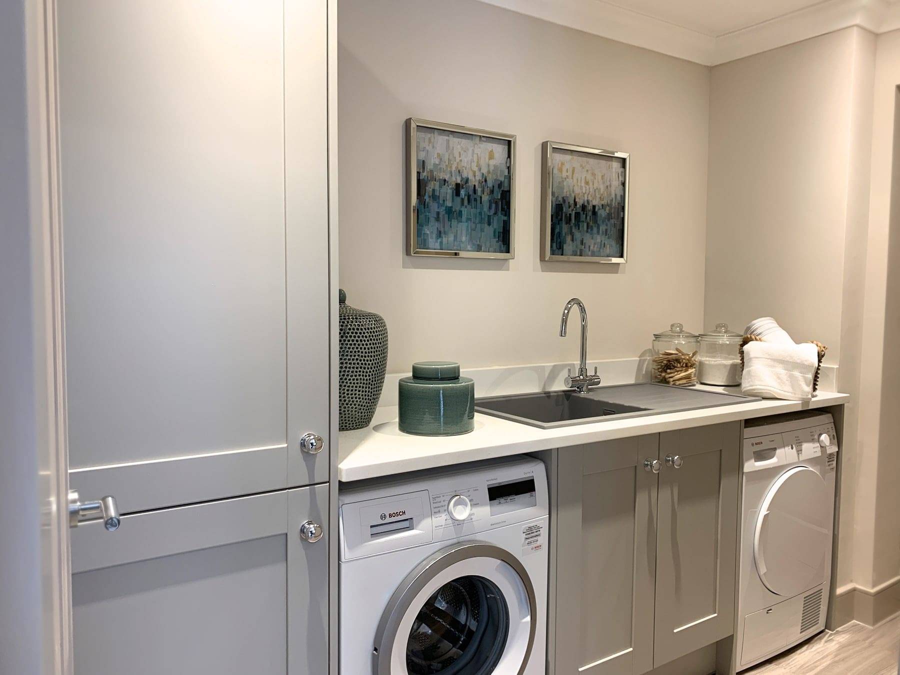 Goldfinch Estates Utopia Kitchens Berkshire Shaker Painted Kitchen 1388 | Utopia Kitchens, Crowthorne