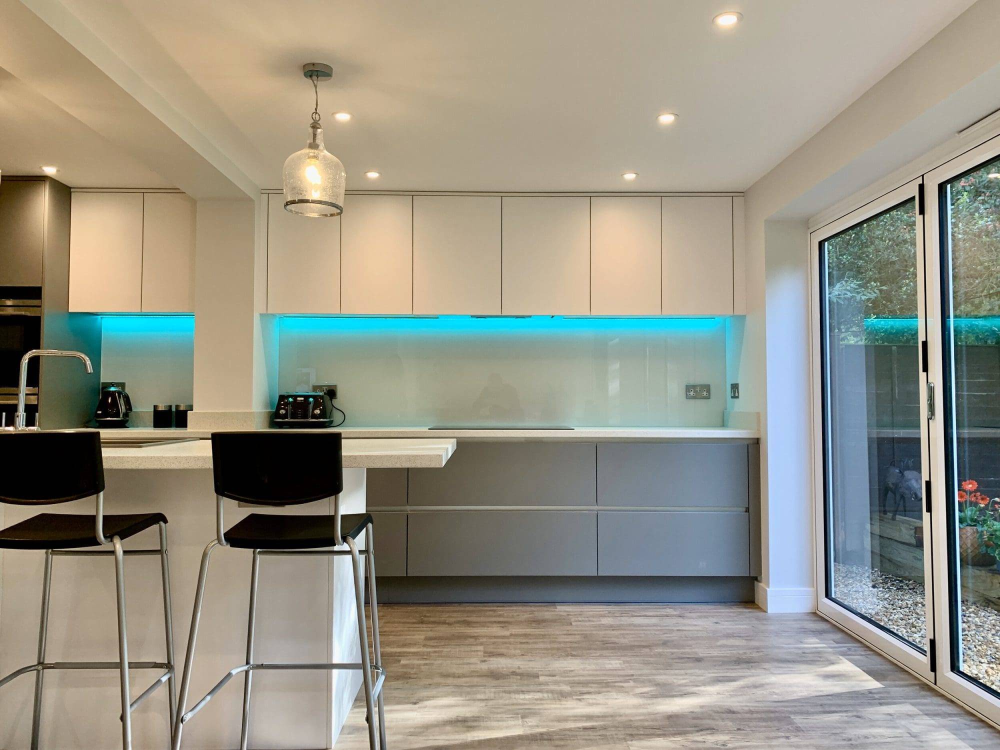 Ud2673 Worthington Fb 13 | Utopia Kitchens, Crowthorne