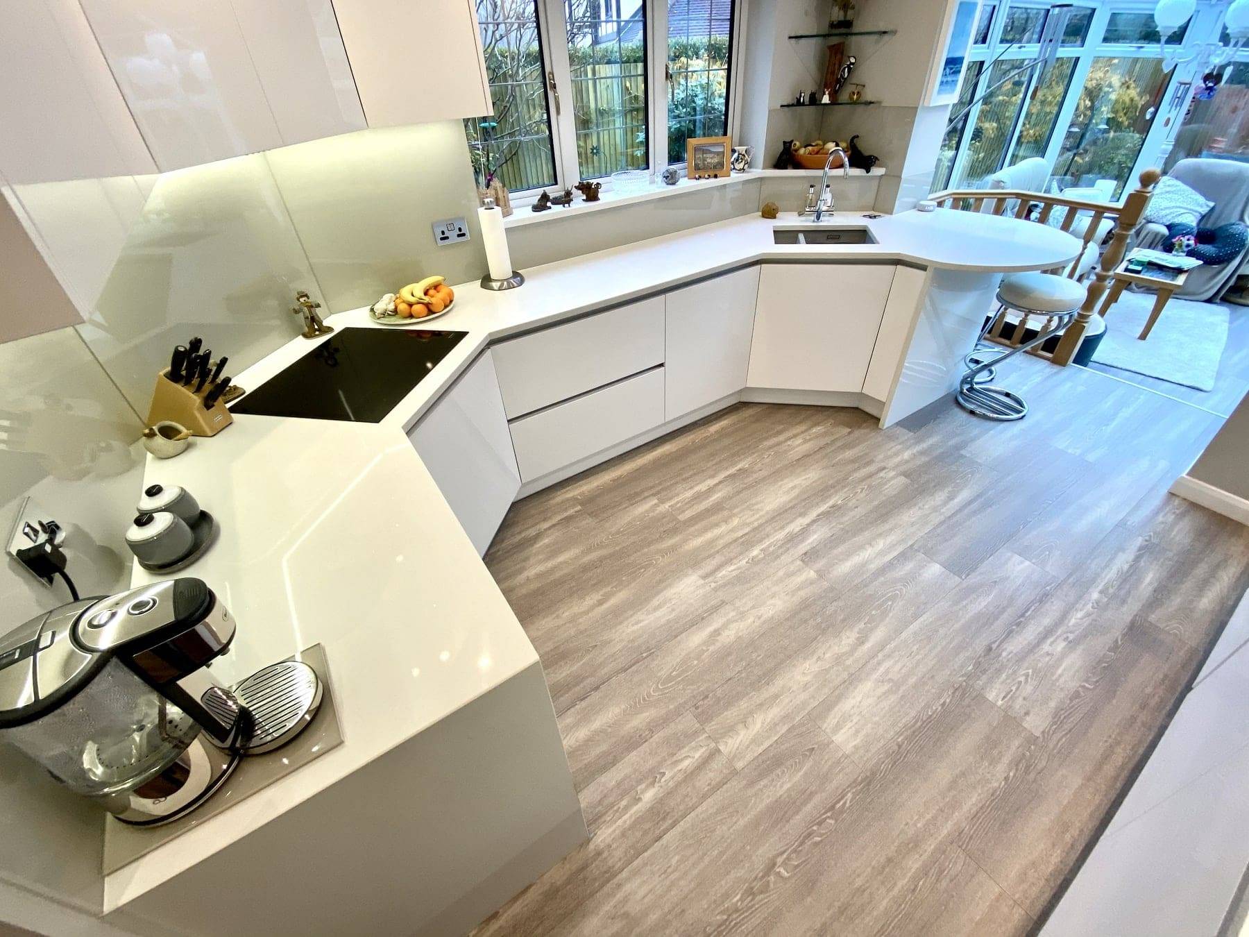 Ud2673 Worthington Fb 11 | Utopia Kitchens, Crowthorne