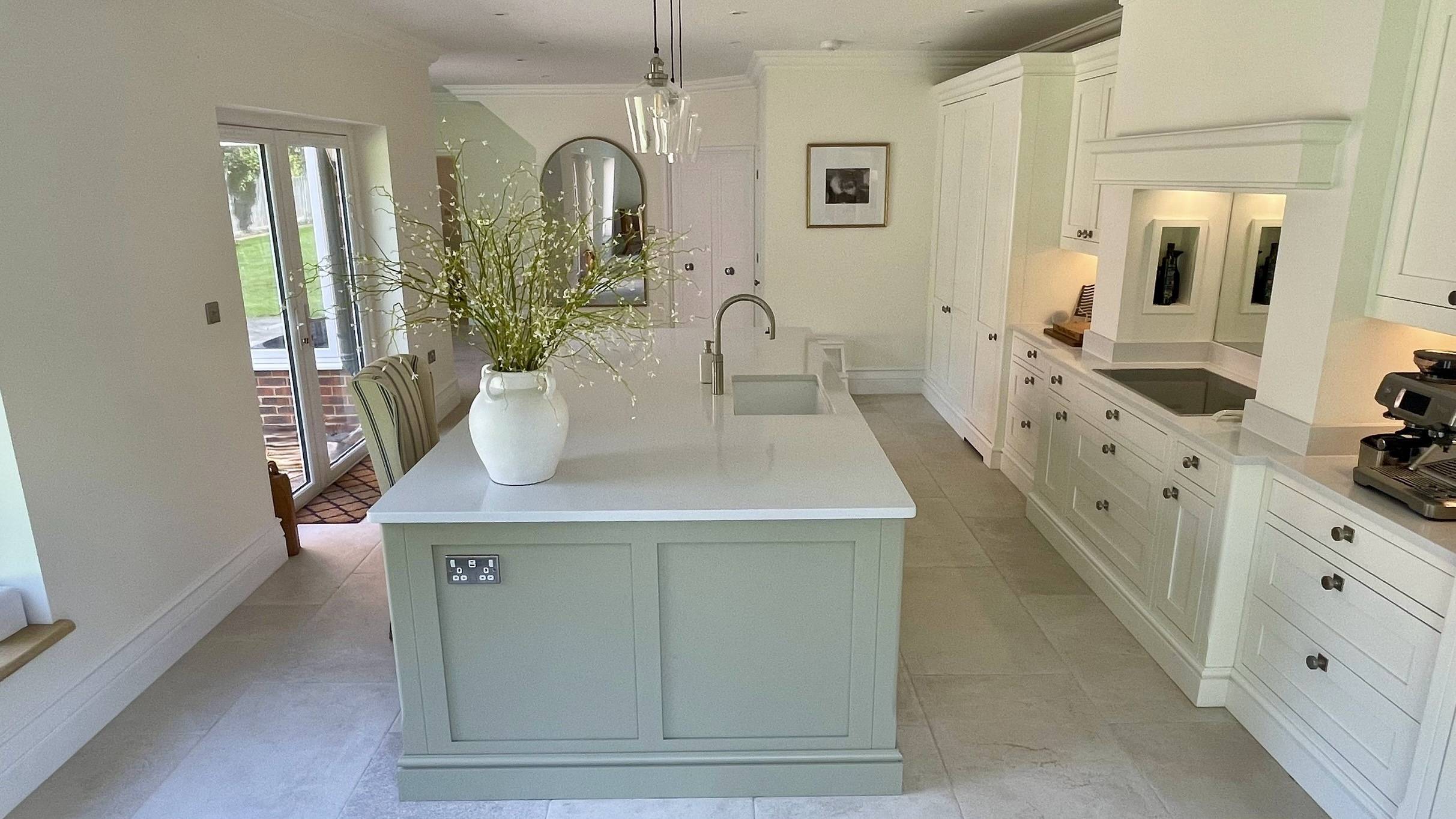 Ud2673 Worthington Fb 8 | Utopia Kitchens, Crowthorne
