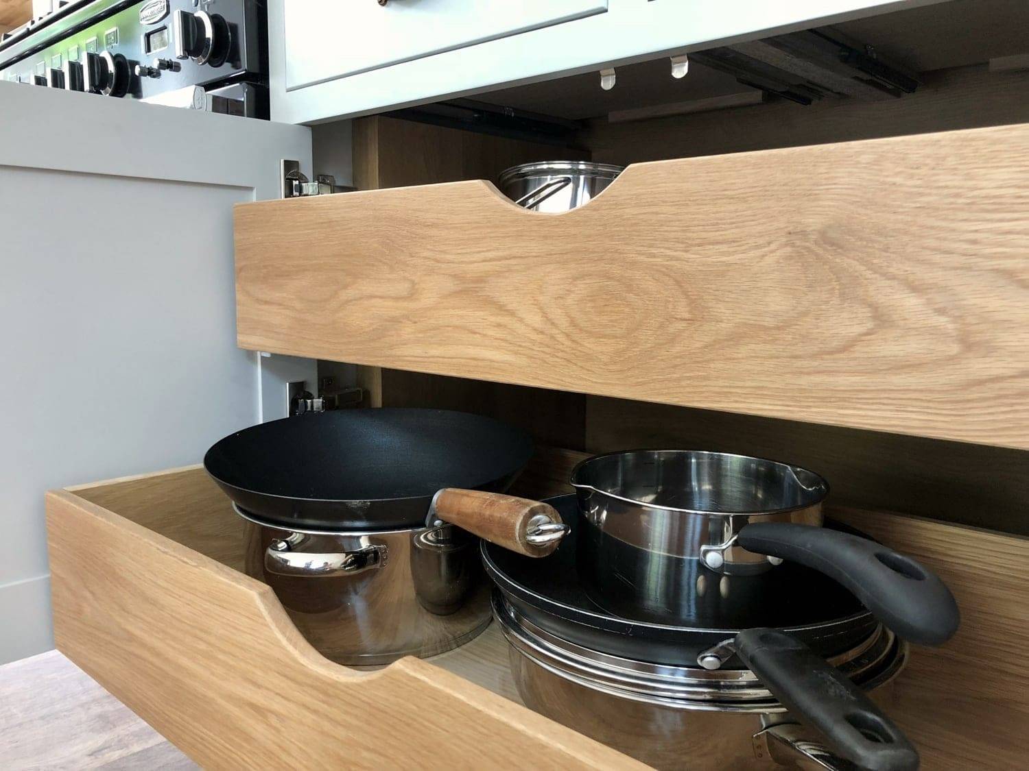 Ud2673 Worthington Fb 11 | Utopia Kitchens, Crowthorne