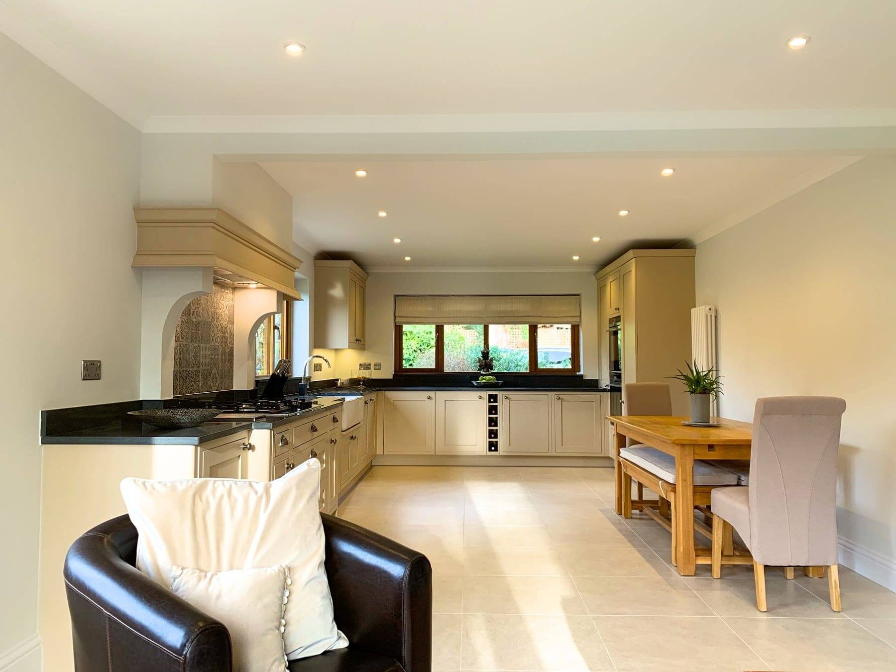 Ud2347 Loughlin Fb 1376 | Utopia Kitchens, Crowthorne
