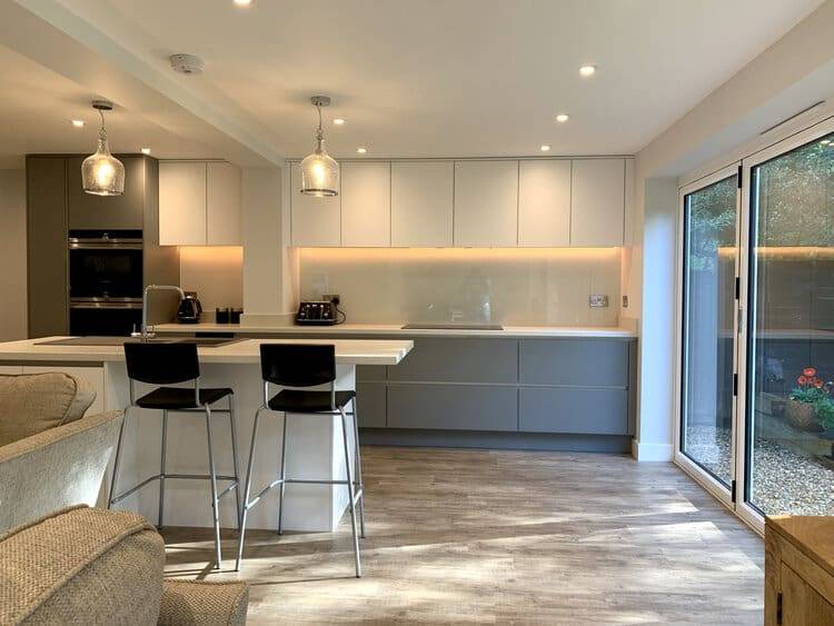 Ud2673 Worthington Fb 12 | Utopia Kitchens, Crowthorne