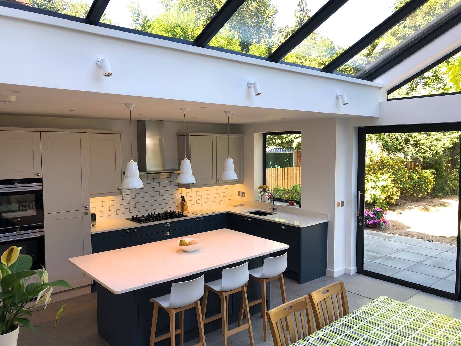 Ud2673 Worthington Fb 12 | Utopia Kitchens, Crowthorne