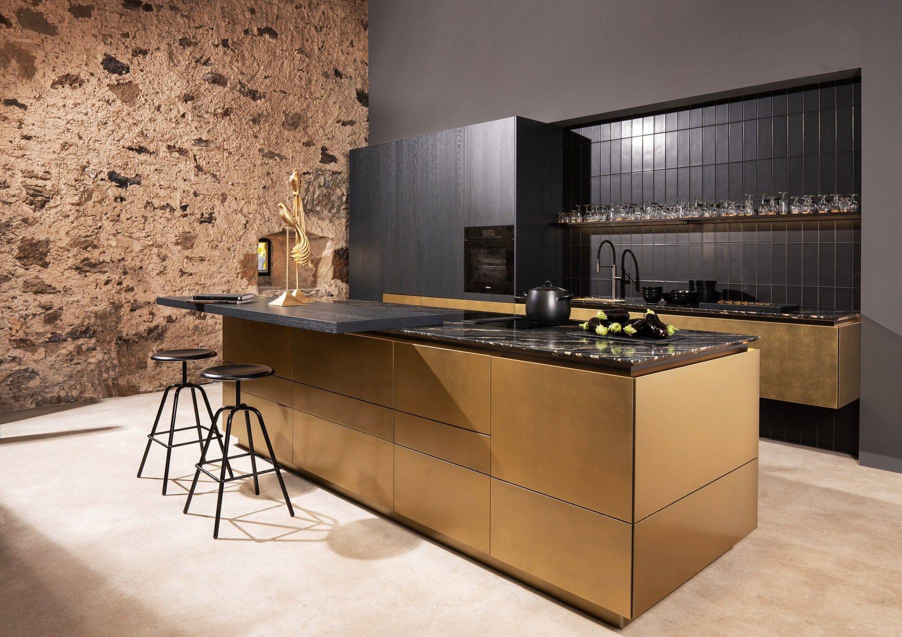 Nobilia Ceramic Metallic Kitchen With Island 2021 1 | Lead Wolf, Gotham
