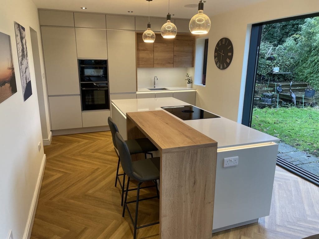 Img 3235 | Howard Kitchens, Berkhamsted