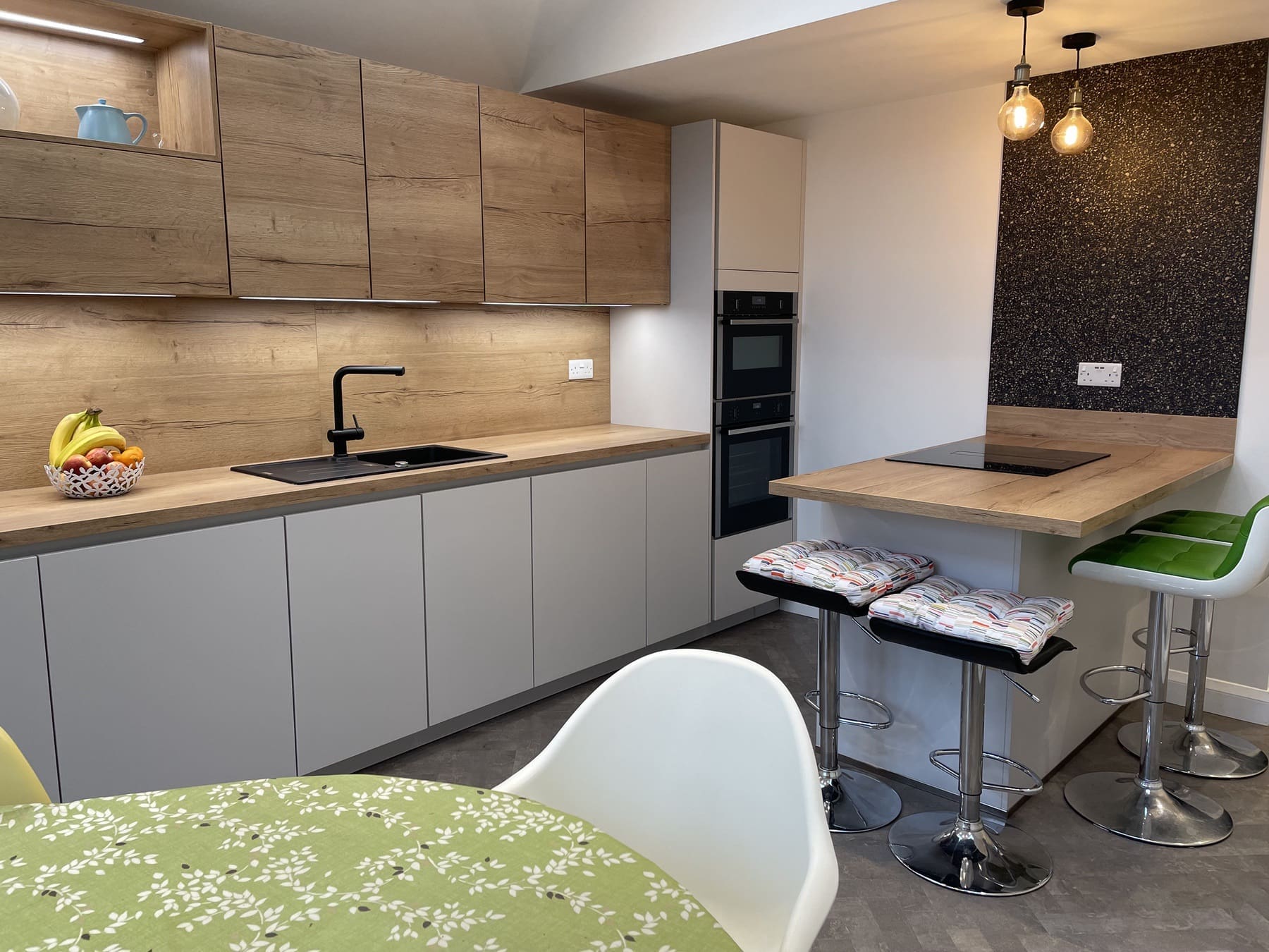 Img 3287 | Howard Kitchens, Berkhamsted