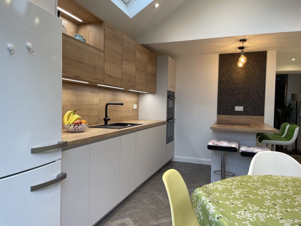 Img 3291 | Howard Kitchens, Berkhamsted