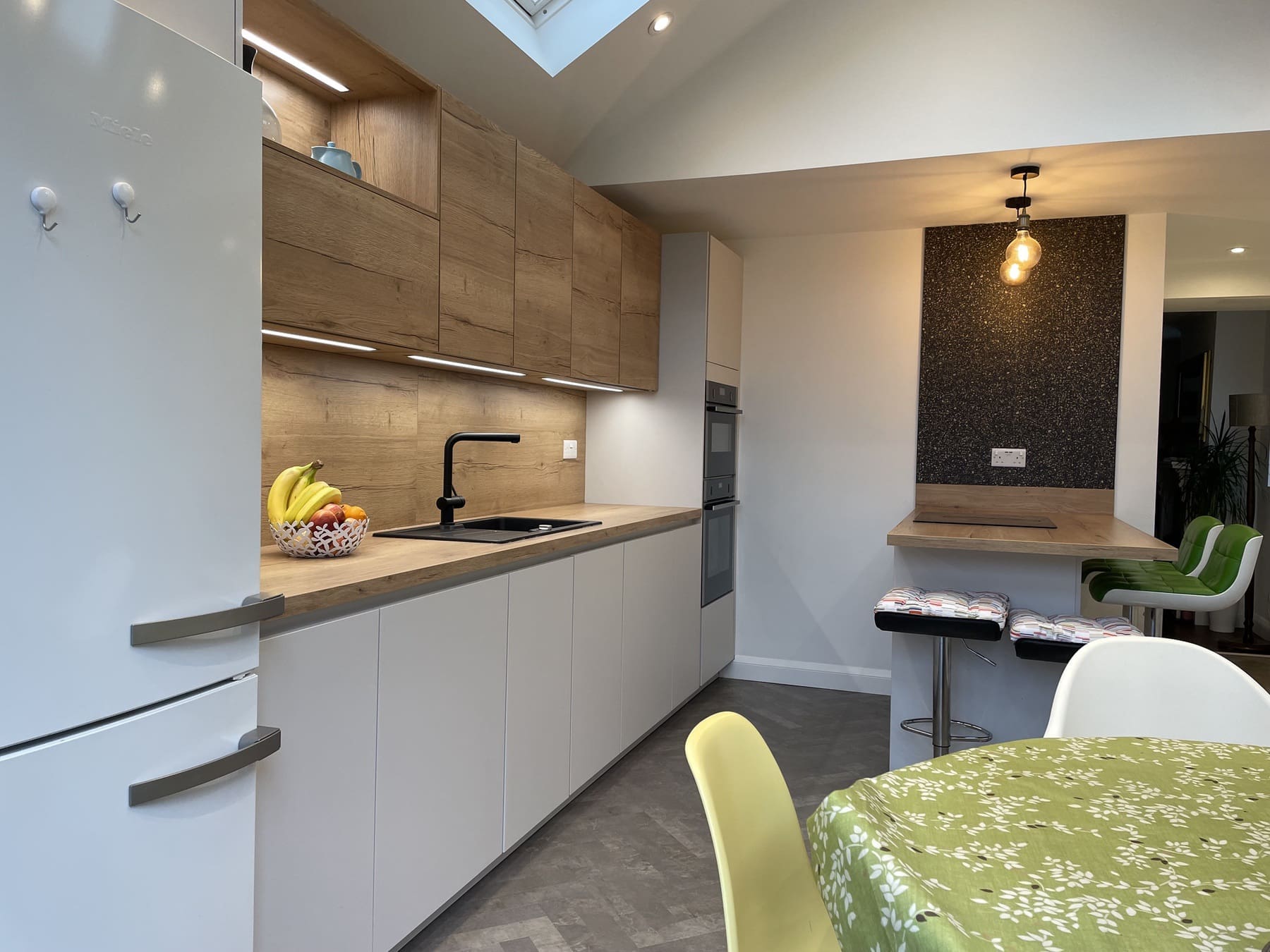 Img 3291 | Howard Kitchens, Berkhamsted