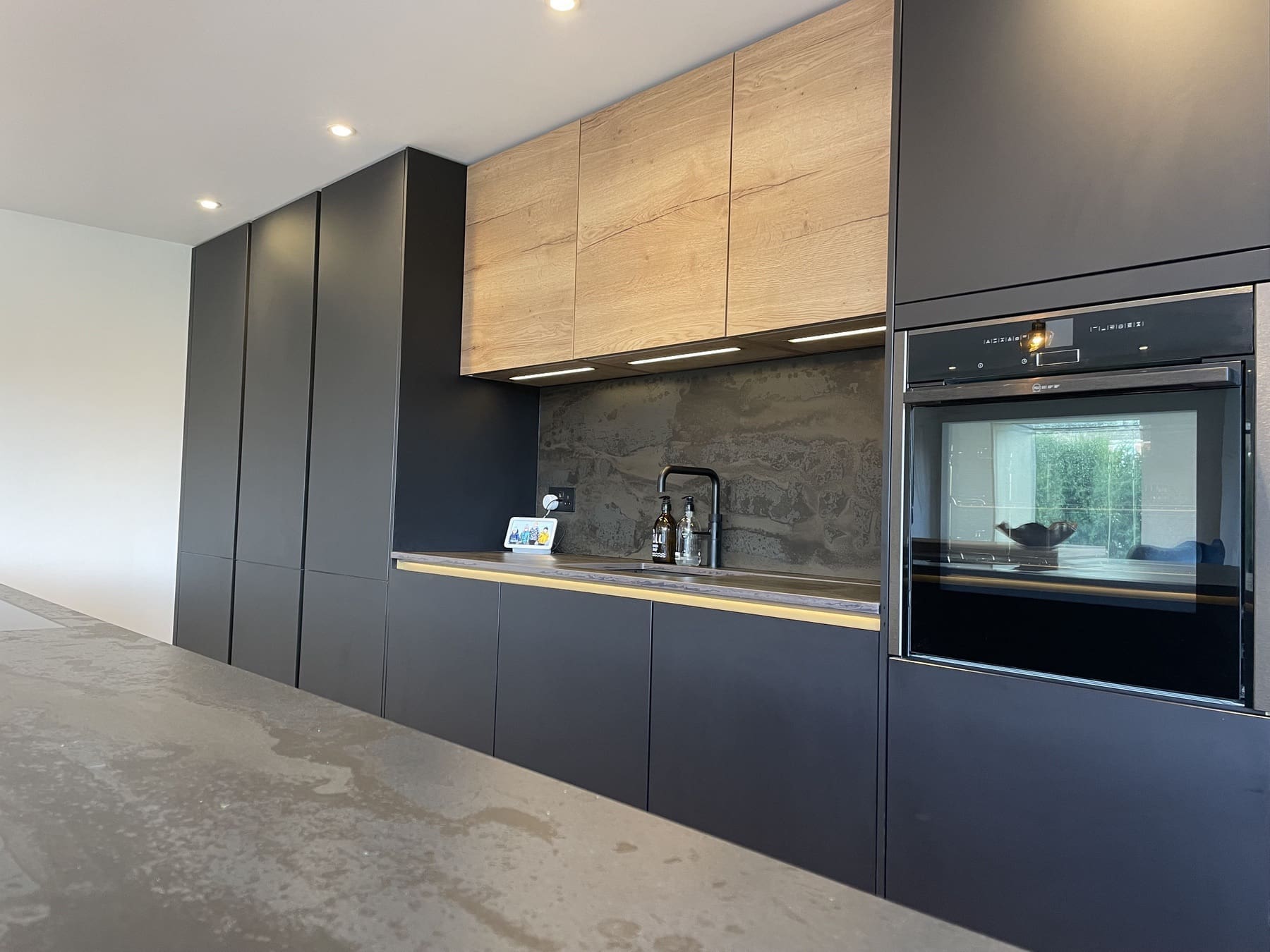 Img 4125 | Howard Kitchens, Berkhamsted