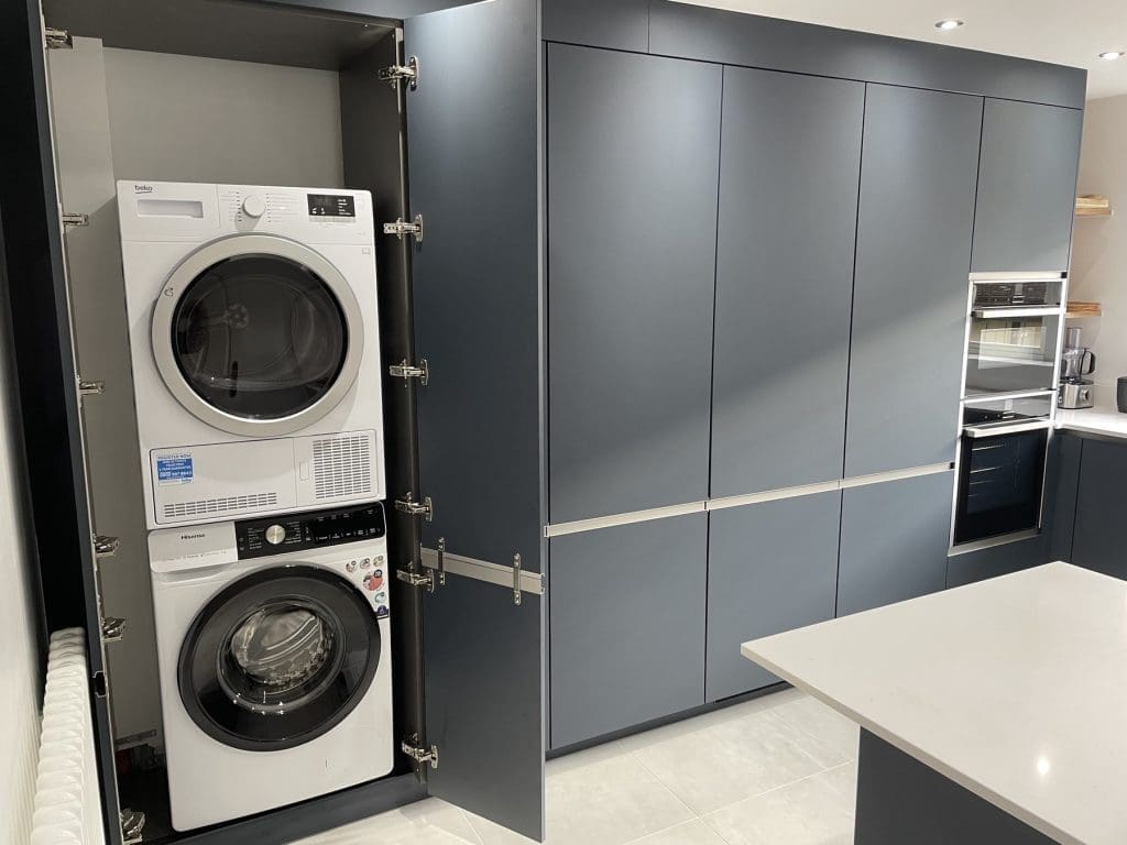 Img 9038 | Howard Kitchens, Berkhamsted