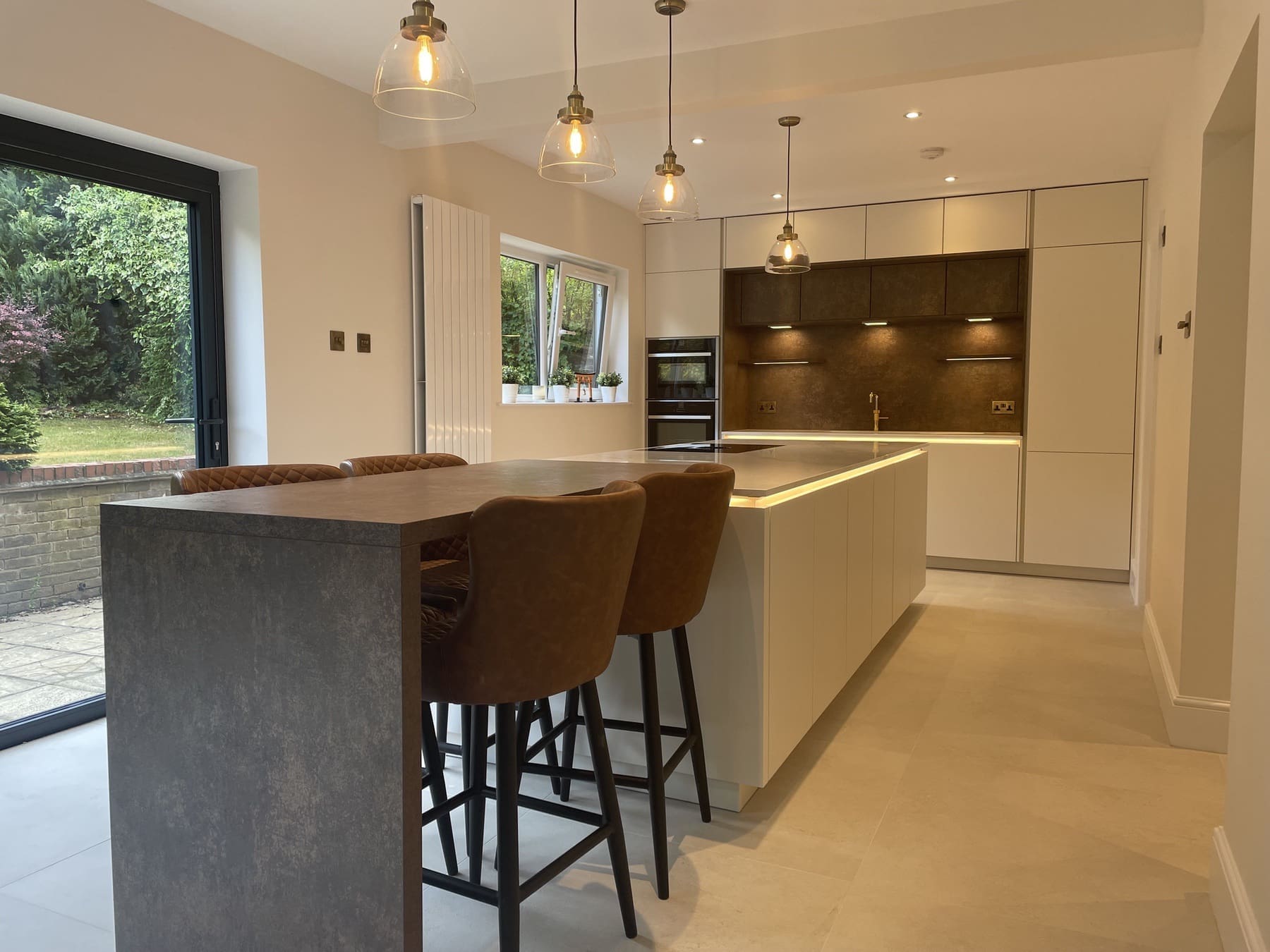Img 9389 | Howard Kitchens, Berkhamsted