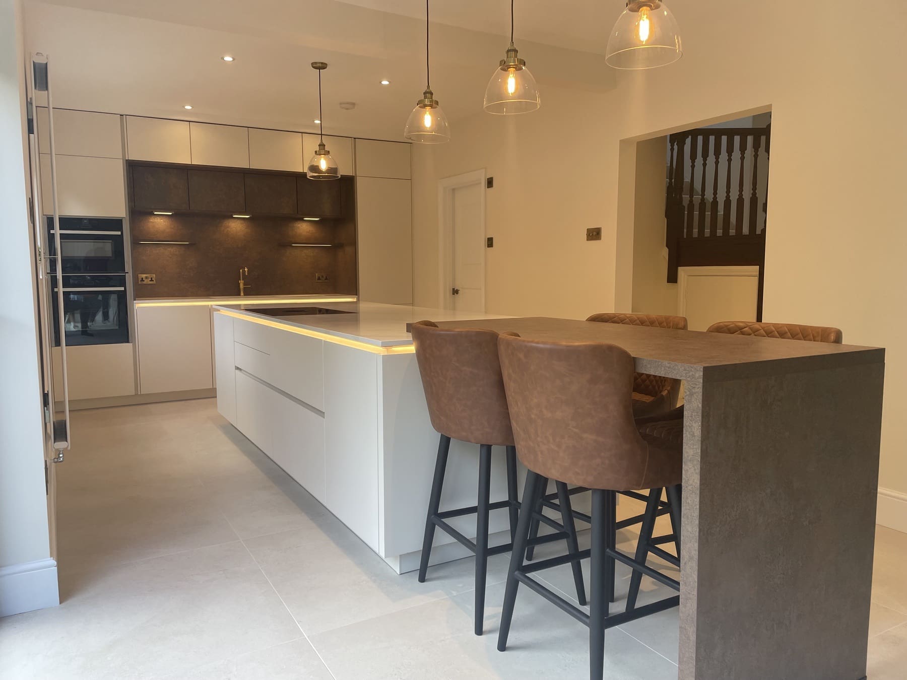 Img 9391 | Howard Kitchens, Berkhamsted