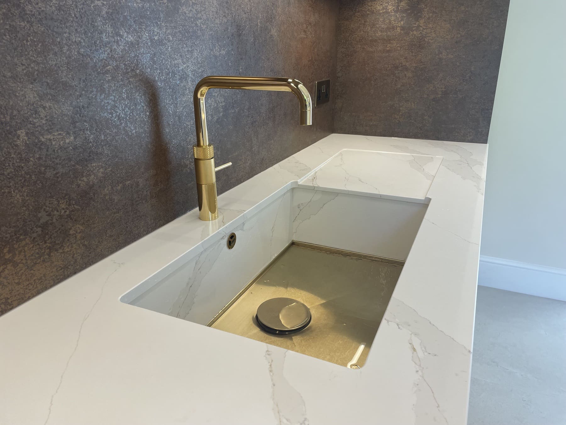 Img 9408 | Howard Kitchens, Berkhamsted