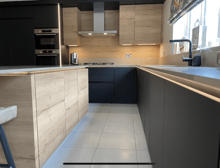 Img 0753 | Howard Kitchens, Berkhamsted