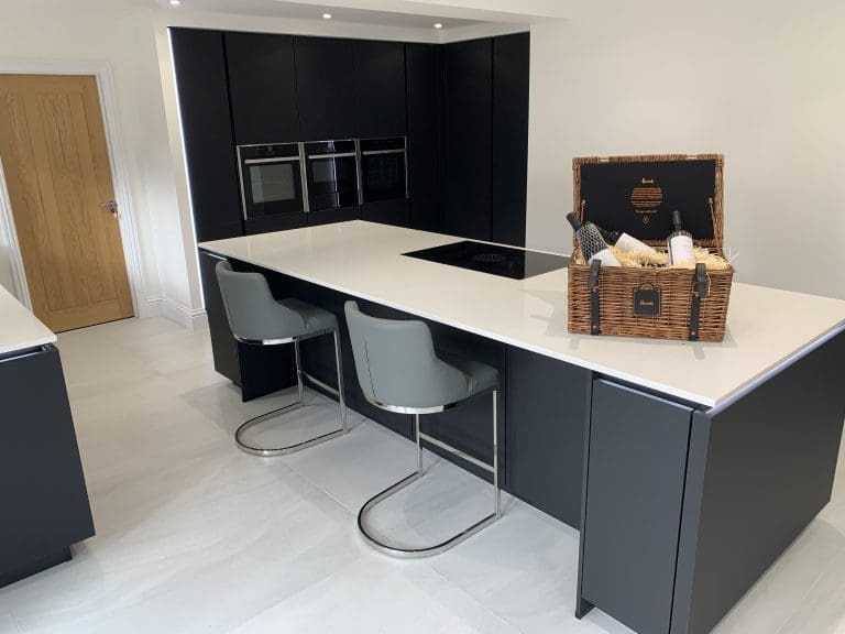 Img 4040 | Howard Kitchens, Berkhamsted
