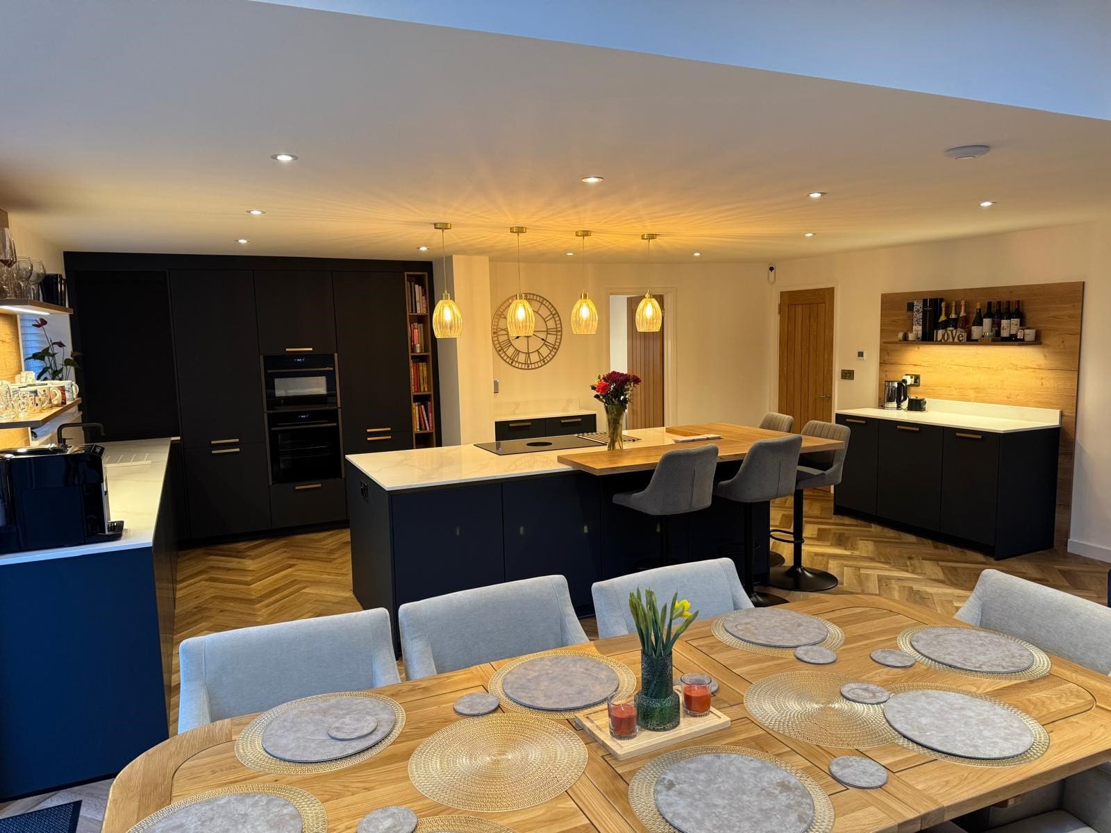 3 1 | Howard Kitchens & Interiors | Berkhamsted
