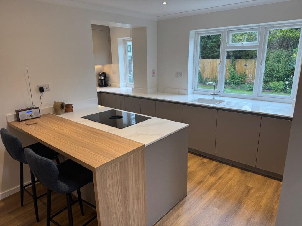1 2 | Howard Kitchens & Interiors | Berkhamsted