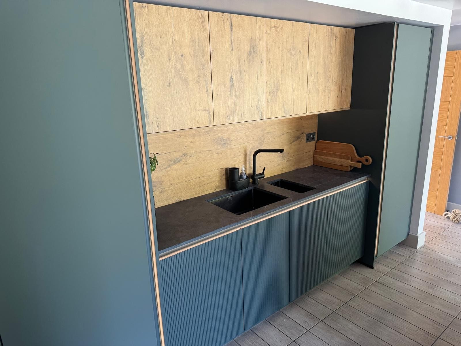 Wiggington 6 | Howard Kitchens & Interiors | Berkhamsted