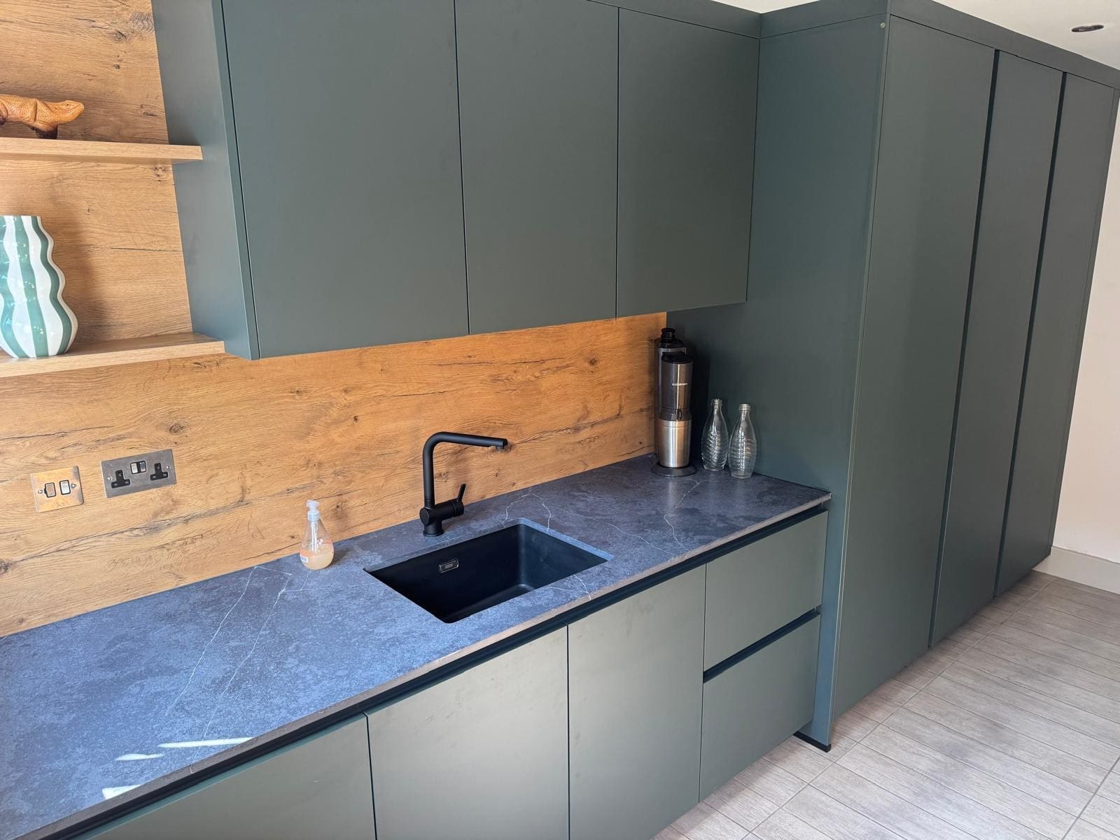 Wiggington 8 | Howard Kitchens & Interiors | Berkhamsted
