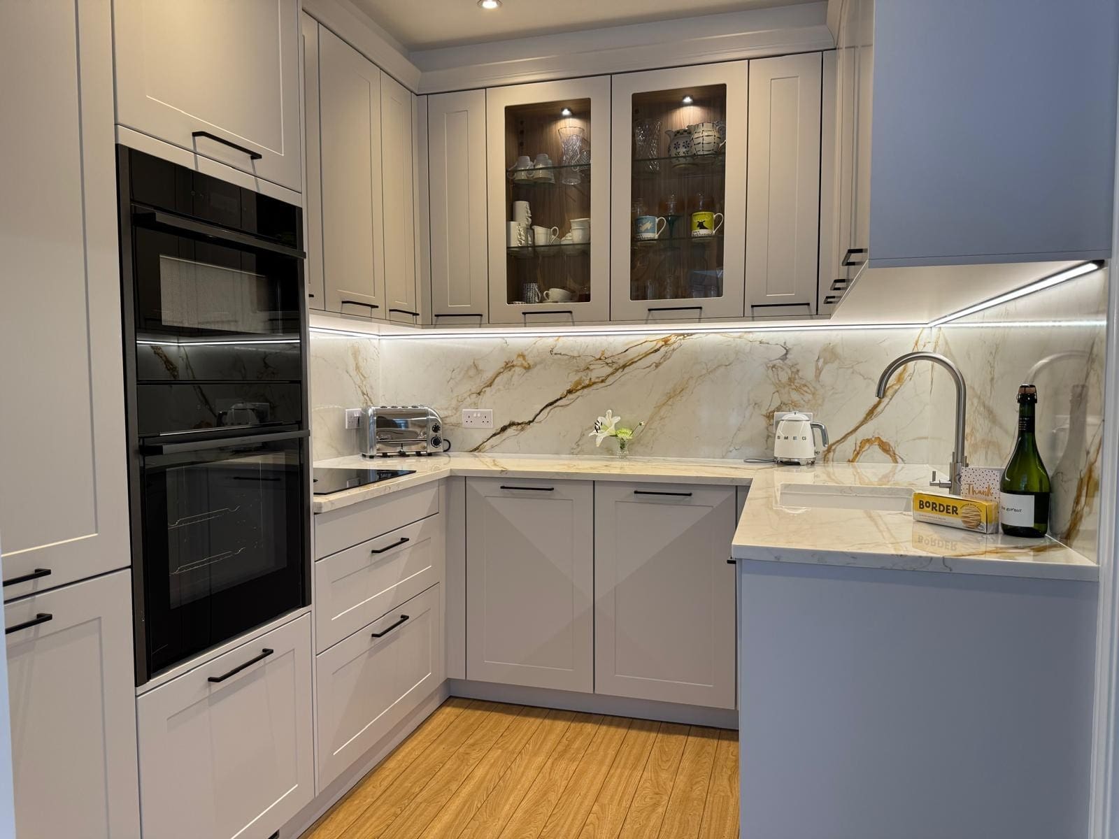 1 2 | Howard Kitchens & Interiors | Berkhamsted