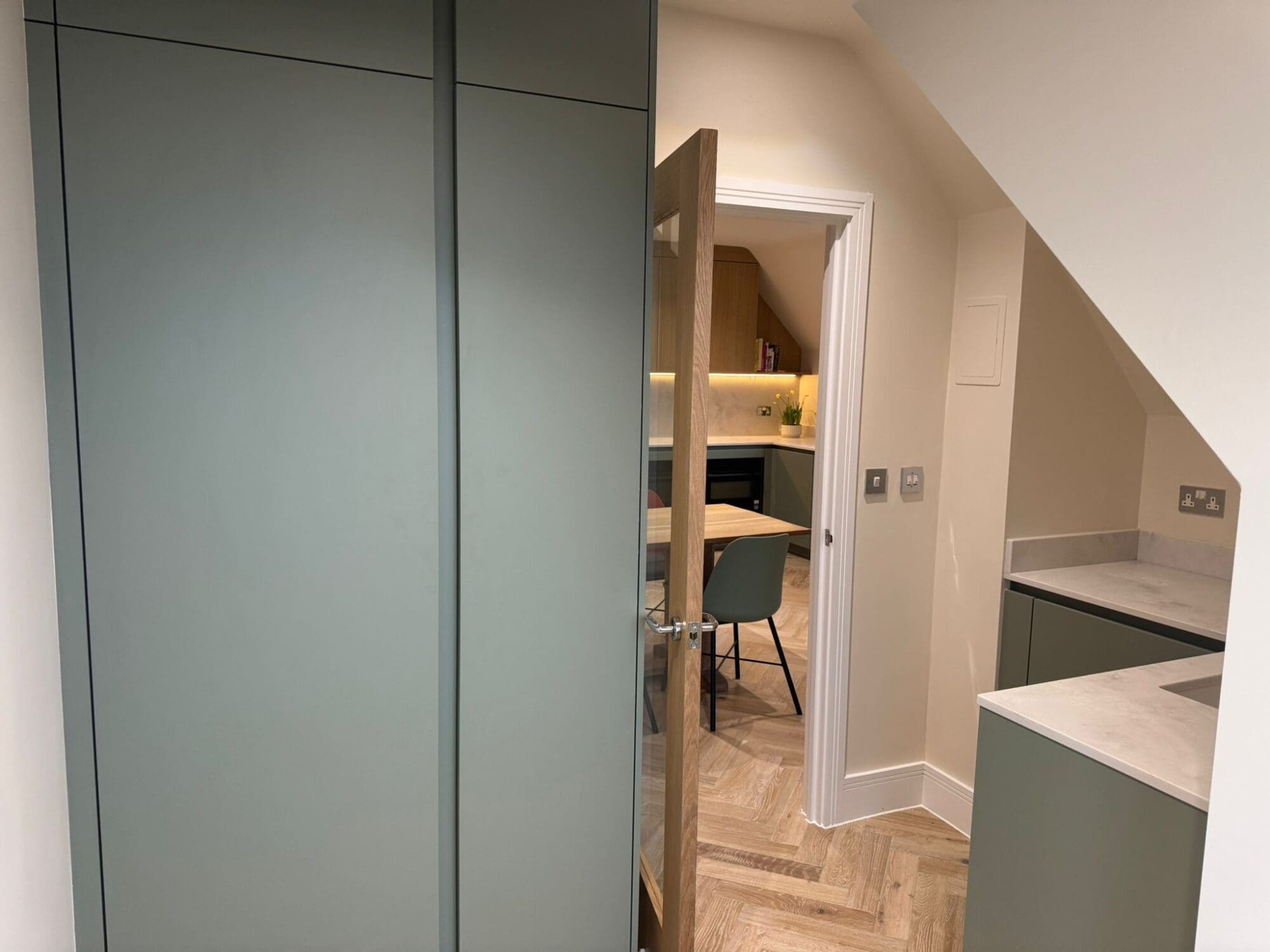11 2 scaled | Howard Kitchens & Interiors | Berkhamsted