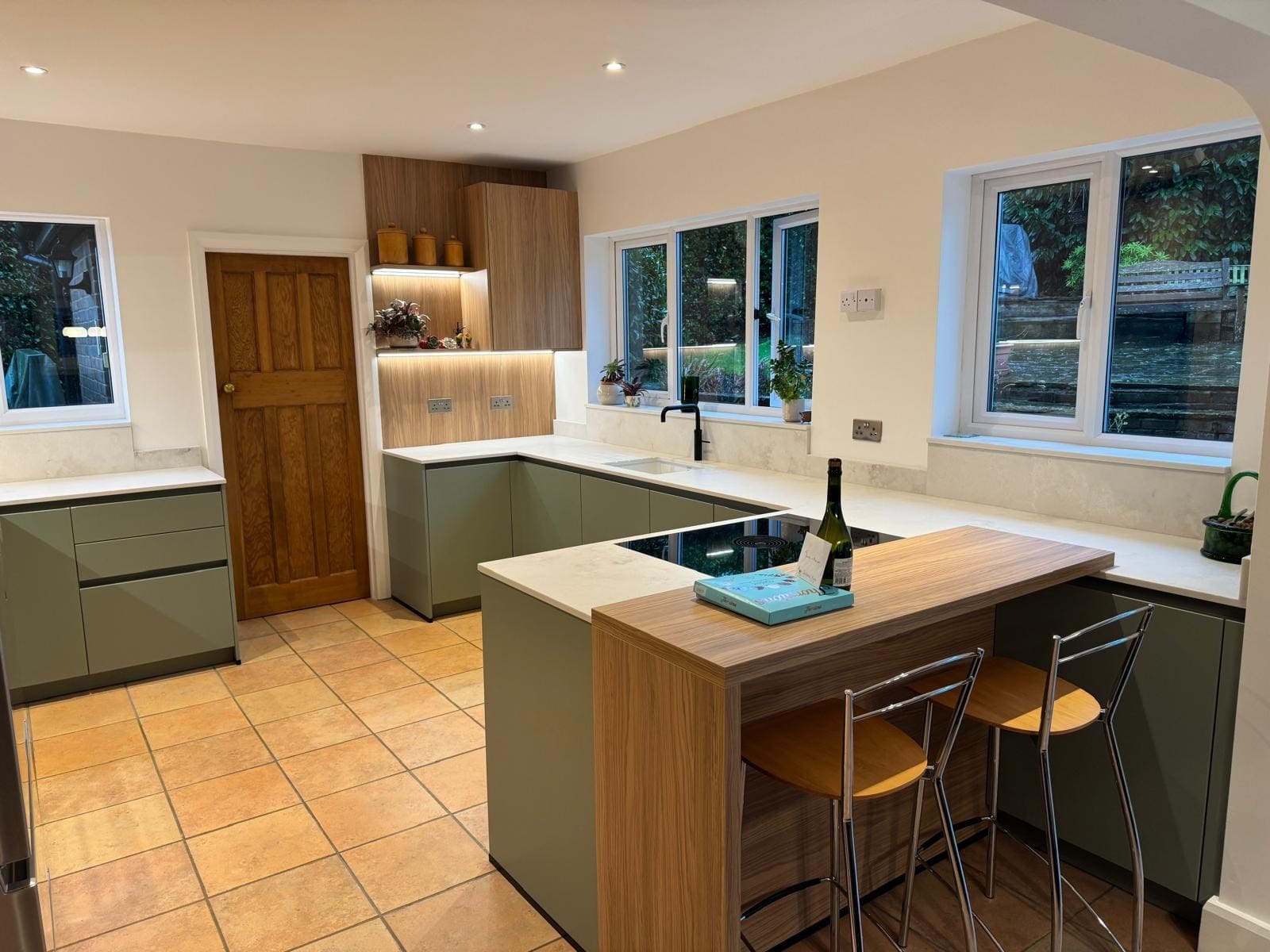 2 4 | Howard Kitchens & Interiors | Berkhamsted
