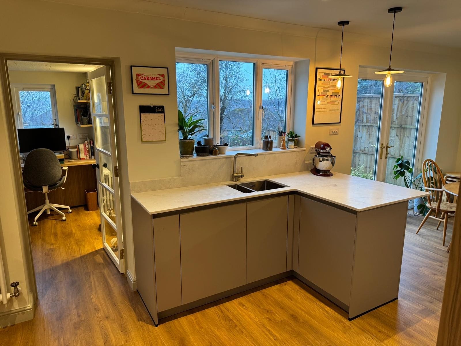 4 1 | Howard Kitchens & Interiors | Berkhamsted