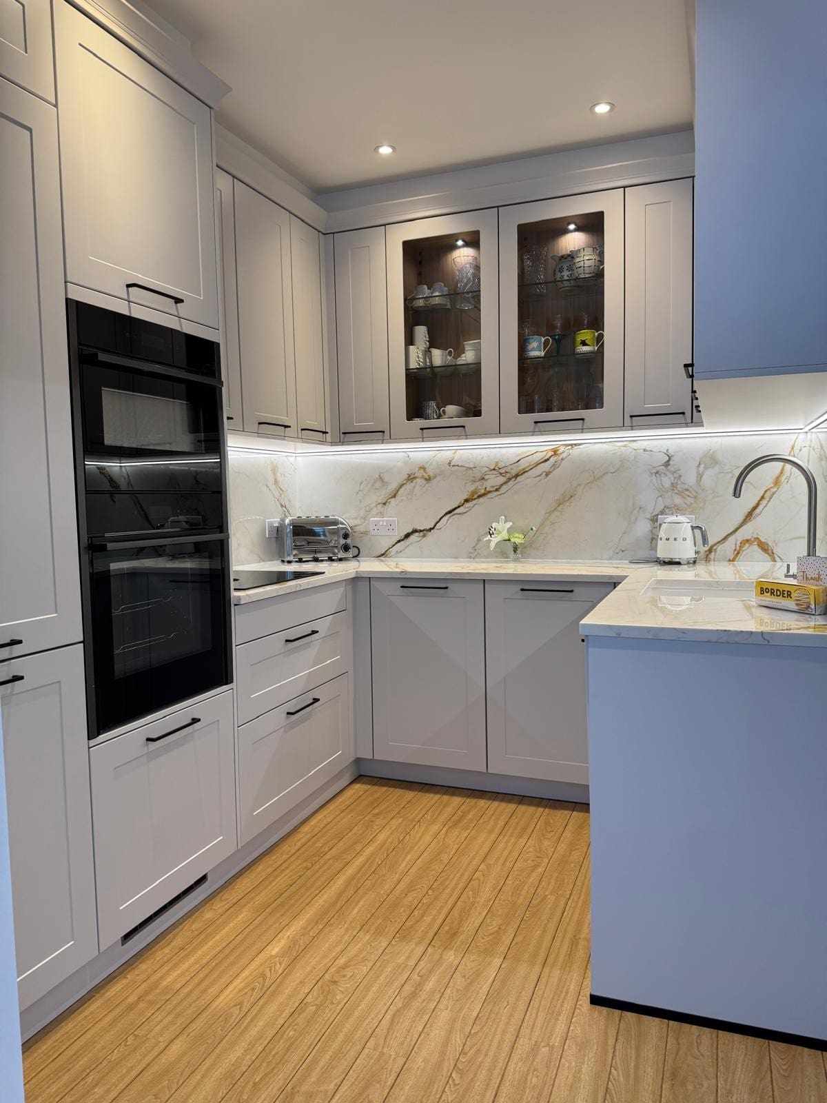 7 2 | Howard Kitchens & Interiors | Berkhamsted