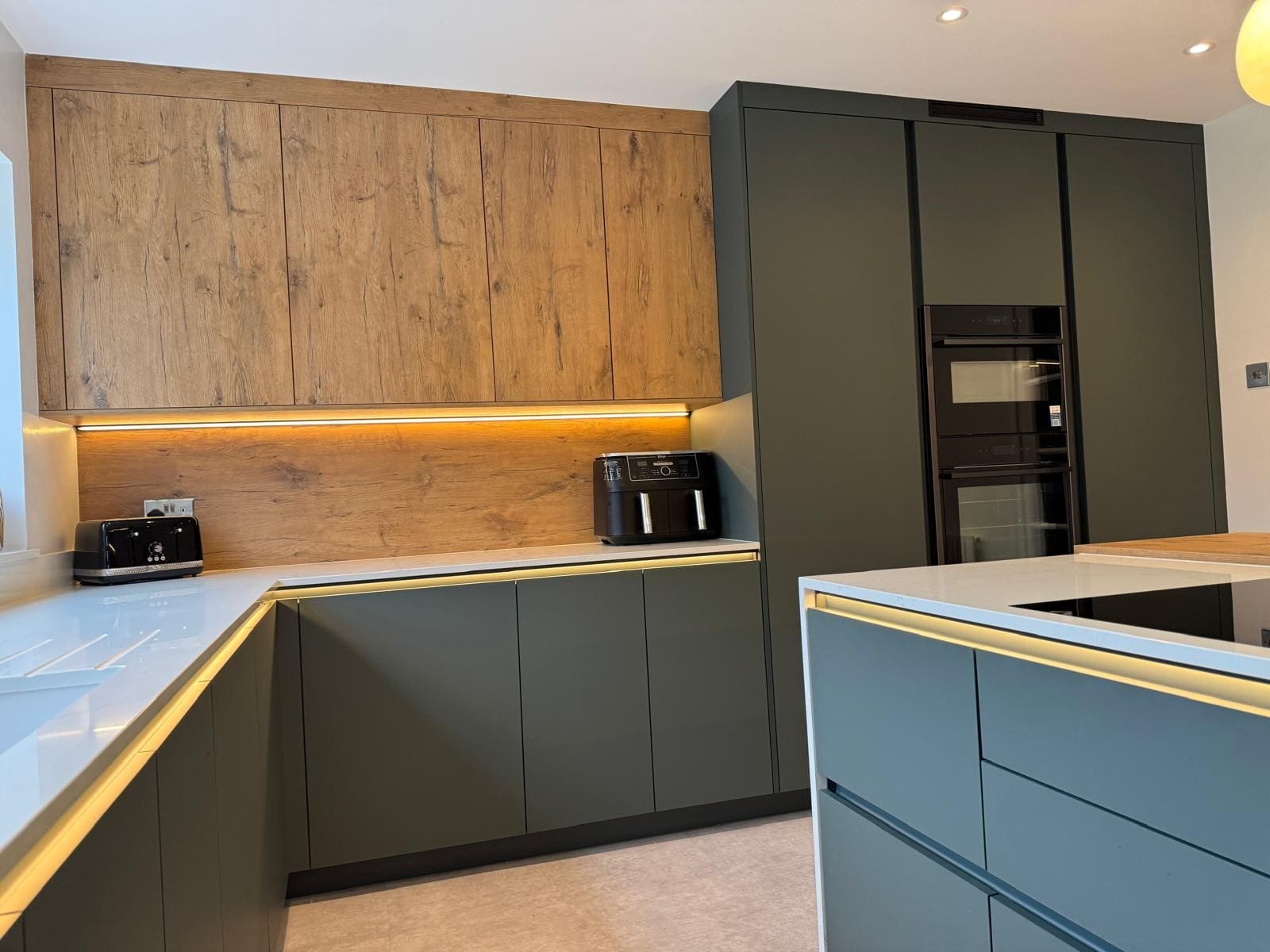 6 1 | Howard Kitchens & Interiors | Berkhamsted