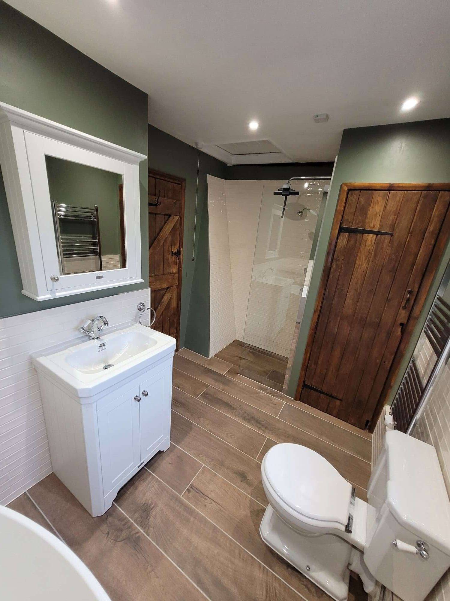 Dobree Estate Bathroom 02851 | Lead Wolf, Peterborough